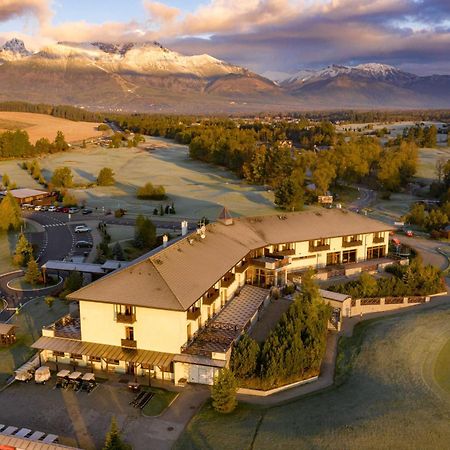 Hotel International Veľka Lomnica Bagian luar foto